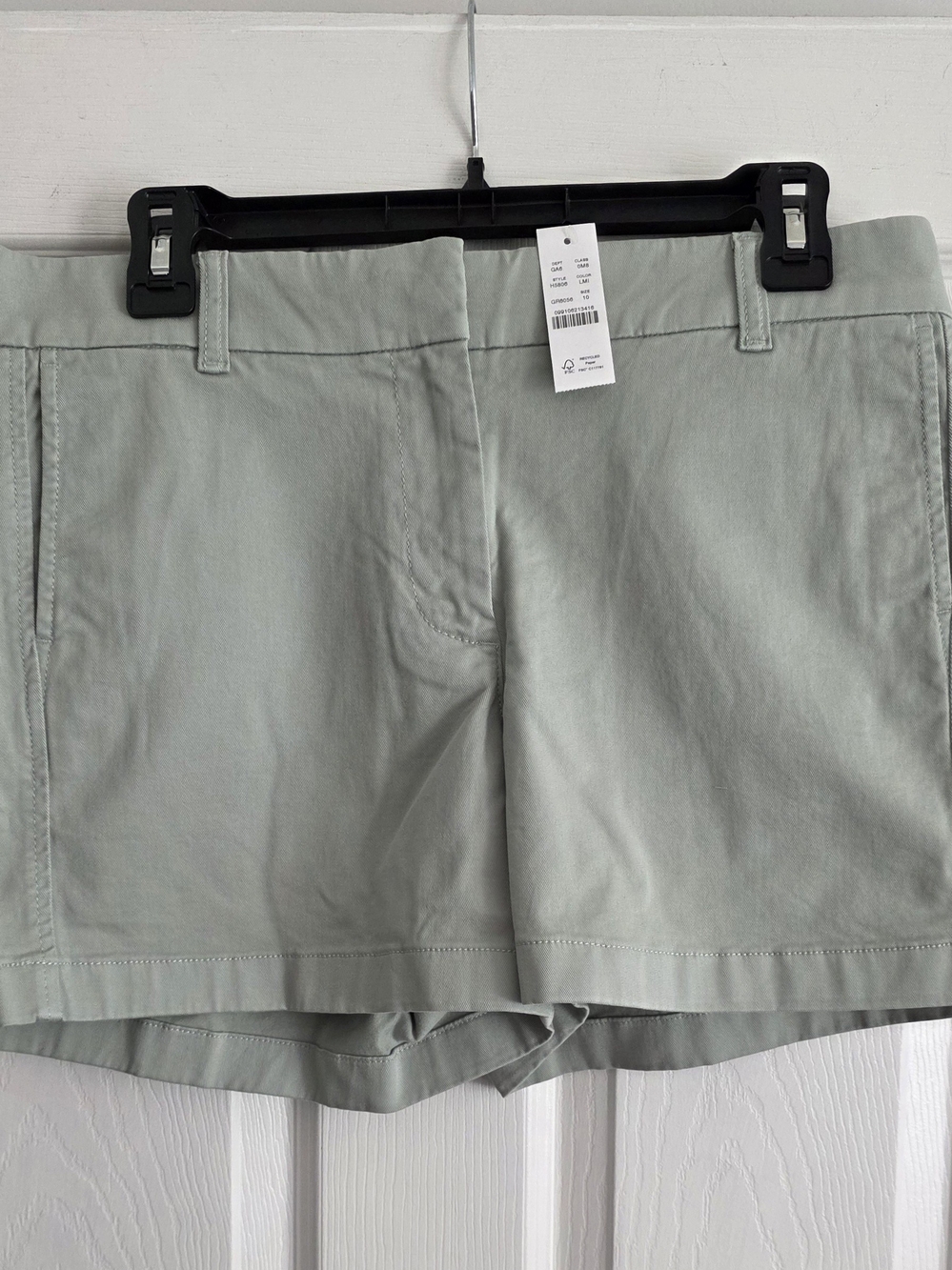 J Crew 4" Stretch Chino Shorts size 10 Style H5806 Sage Green